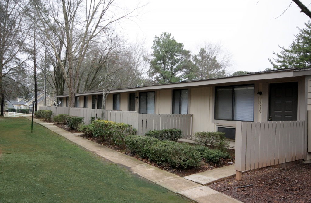 Parkwood Village exterior view